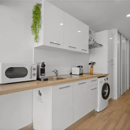 Appartement In Center *